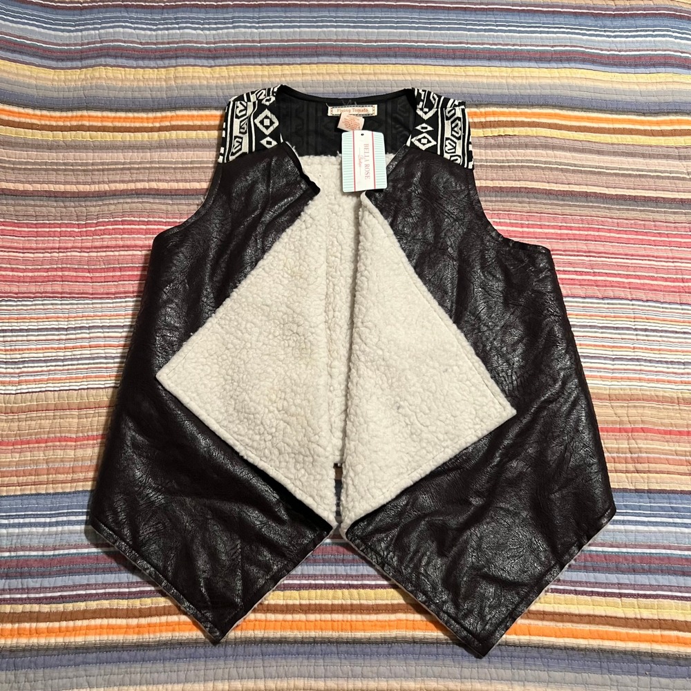 Flying Tomato Black Faux Leather‎ Sherpa Lined Aztec Trim Vest M